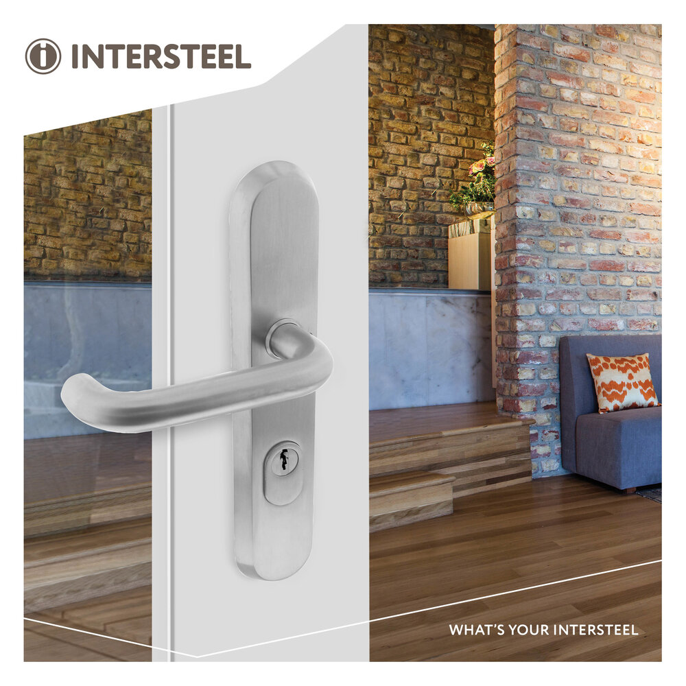 Intersteel Veiligheidsbeslag SKG3 ovaal kerntrekbeveiliging profielcilincergat 72mm massief geborsteld RVS achterdeurbeslag