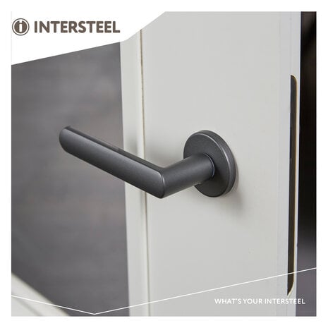 Intersteel Deurklink Sora met rozet grijs Intersteel Deurklink Sora met rozet grijs