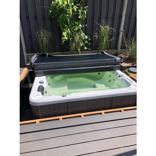 Skoy Kunststof inbouwbak 240x280x45 voor spa of jacuzzi