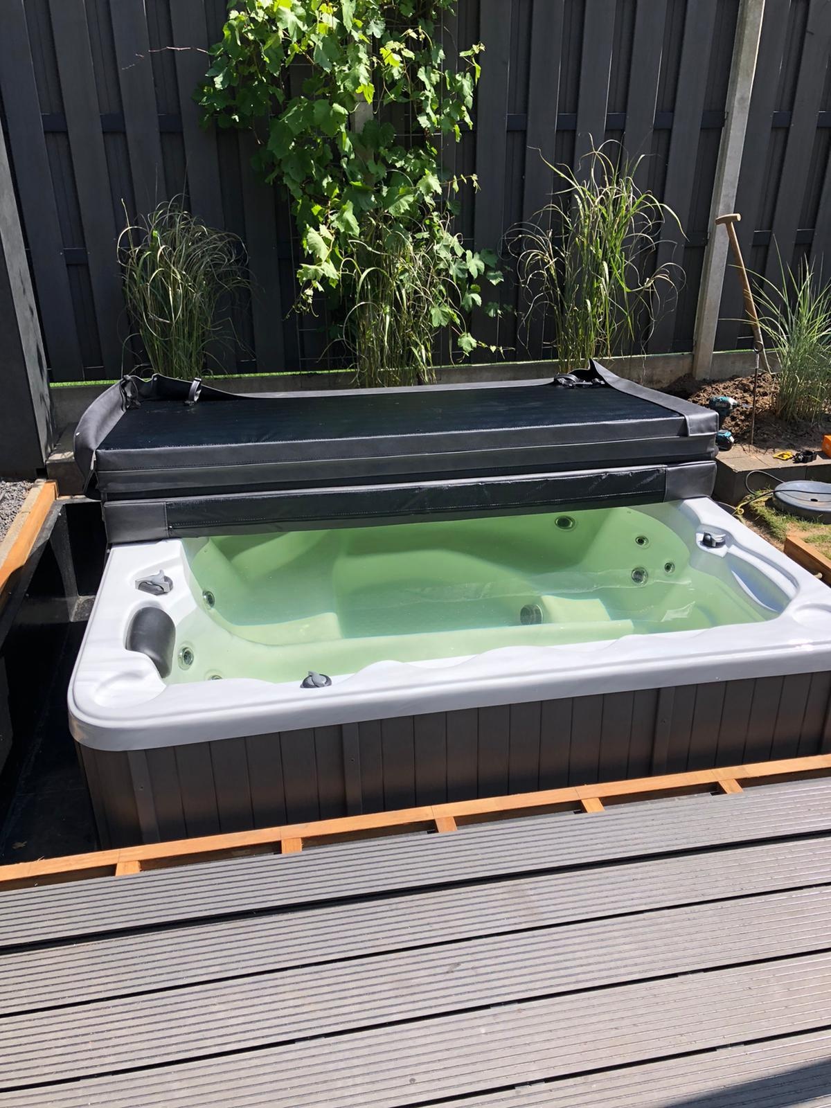 Skoy Kunststof inbouwbak 230x270x45 voor spa of jacuzzi