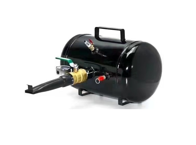 TM Airbooster / Bazooka avec réservoir de 18 litres.