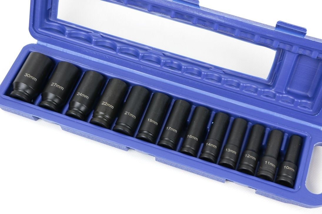 Ensemble de 13 douilles longues métriques de 1/2 pouce de TM