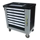 Chariot à outils TM rempli de 262 pièces avec 7 tiroirs et porte avec inserts en mousse.