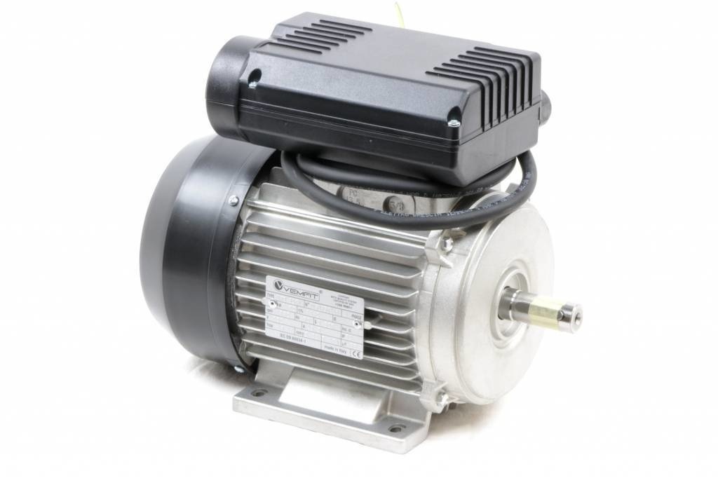 Le moteur électrique est un moteur d'une puissance de 2,0 chevaux (HP) ou 1,5 kW, fonctionnant sous une tension de 230 volts à une fréquence de 50 Hz.