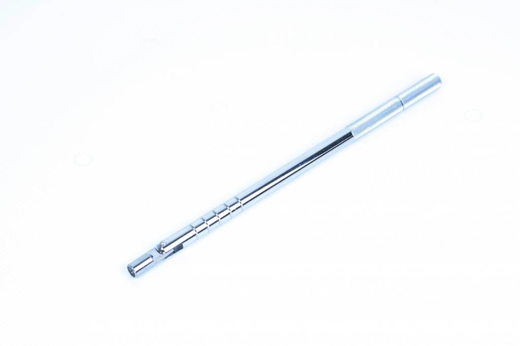 Arrache-clapet en acier