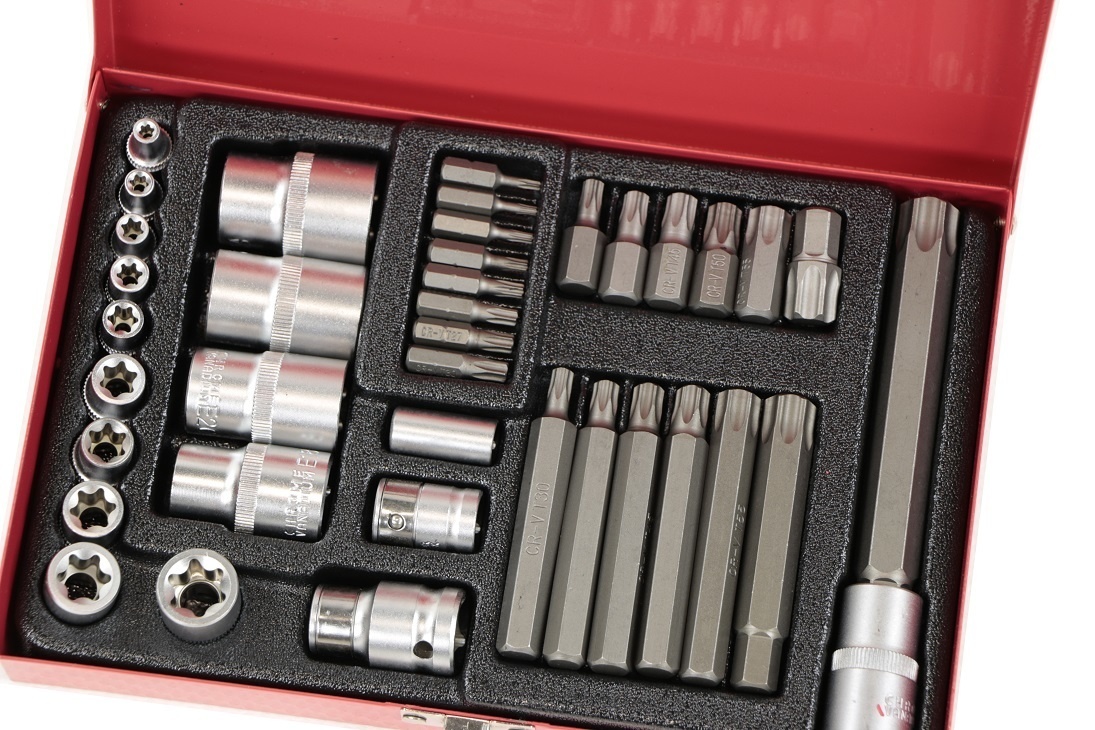 Ensemble de Douilles Torx Interne et Externe de 38 Pièces TM