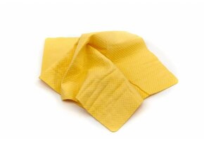 Chamois synthétique dans un étui