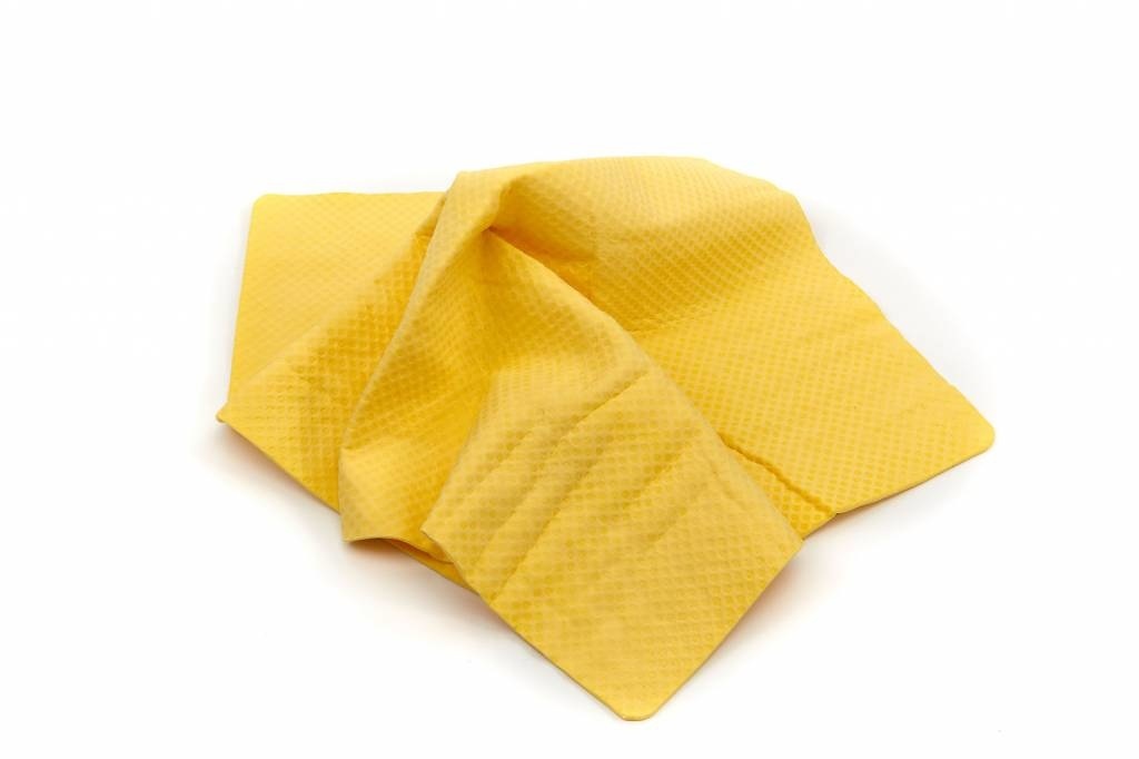 Chamois synthétique dans un étui