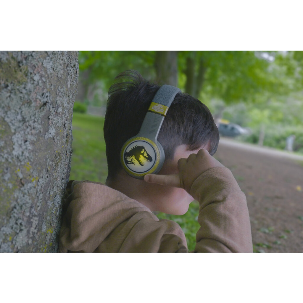 Jurassic World  Jurassic World - junior bluetooth headphones - with led lights