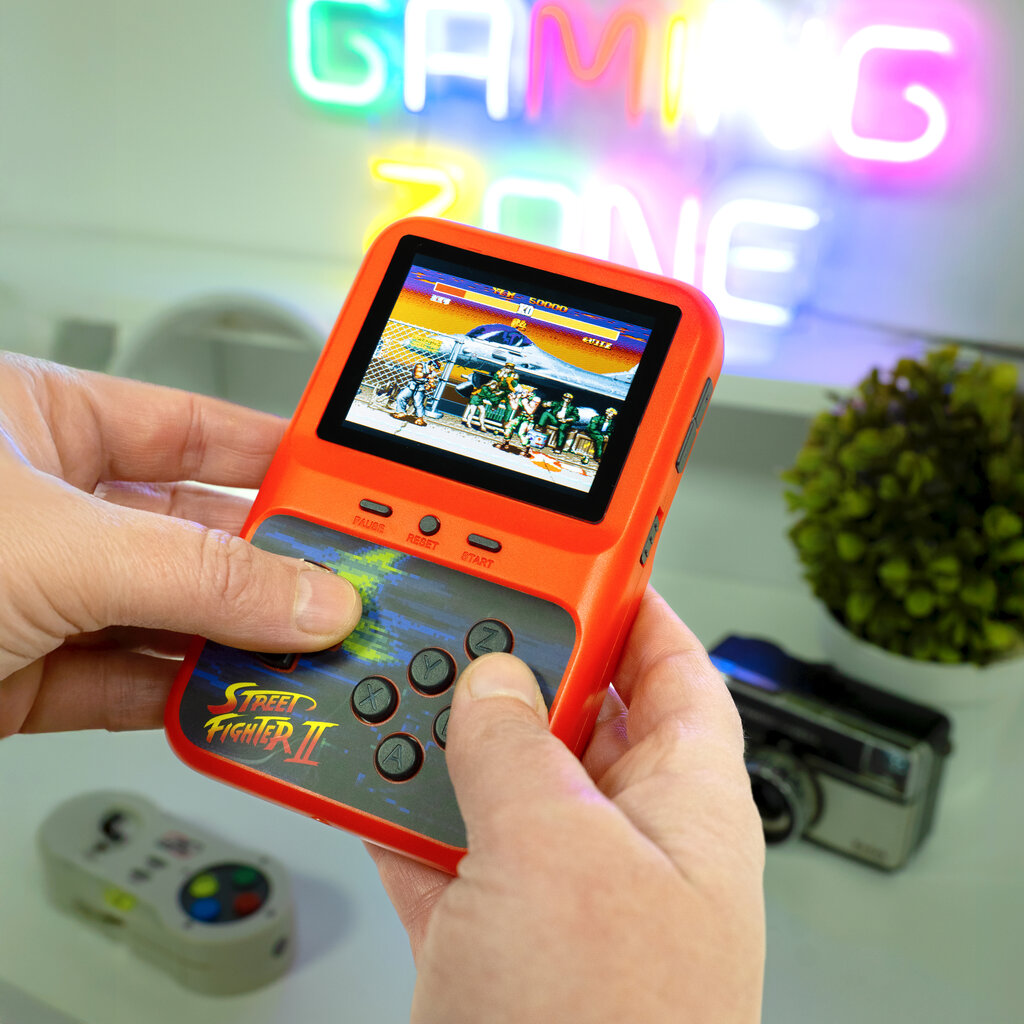 Street Fighter Street Fighter II - retro gaming handheld