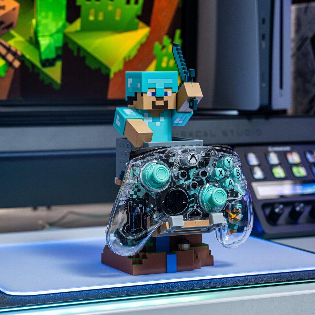 Minecraft Minecraft - Diamond Steve - stand for phone | controller | charging case