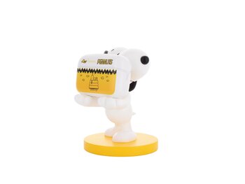 Snoopy (Peanuts) Snoopy - Peanuts - wireless earbuds - charging case stand