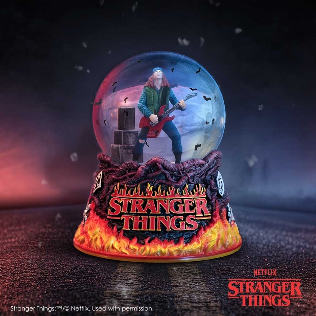 Stranger Things Stranger Things - Eddie's Sacrifice - sneeuwbol (Nemesis Now)