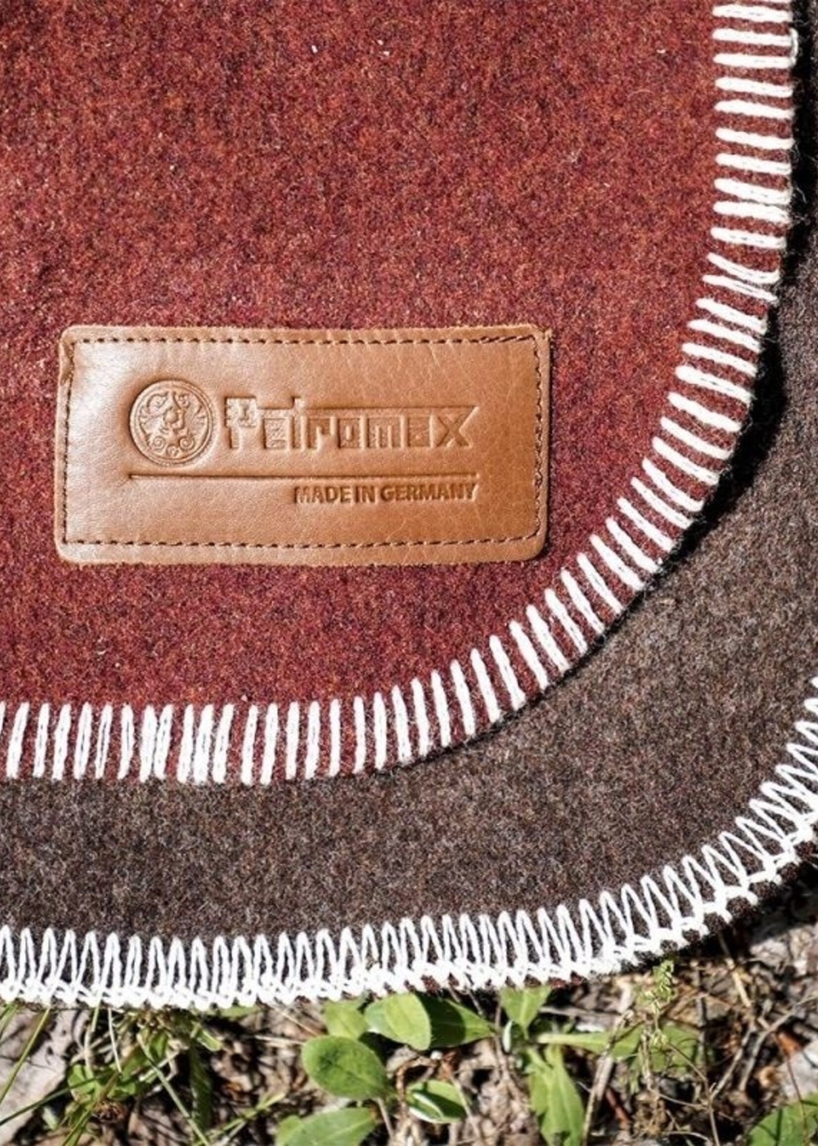 Petromax Decke aus weicher Wolle (150x200) Rot/Braun