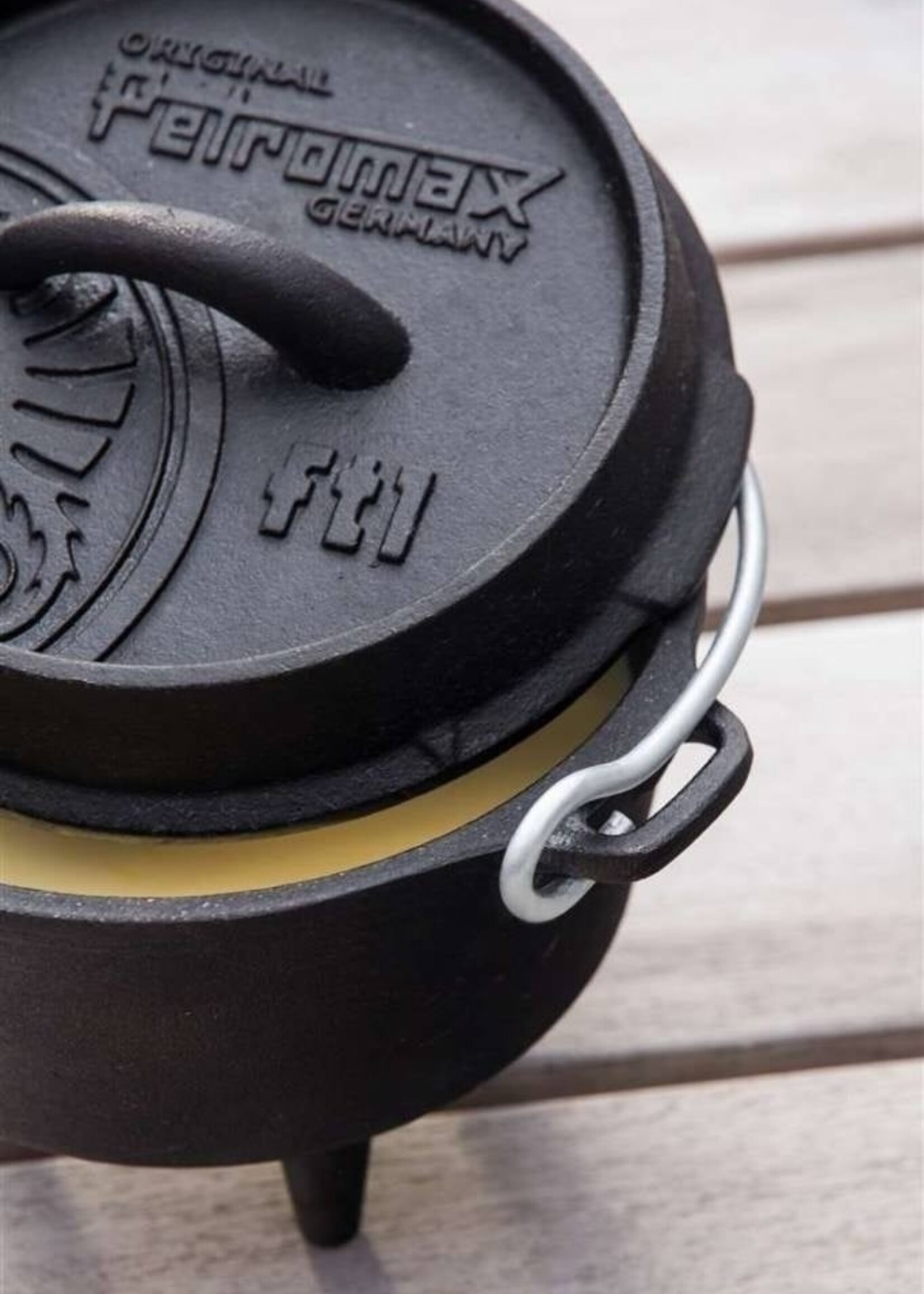 Petromax Dutch Oven FT1-1QT - Feuertopf ohne Füße