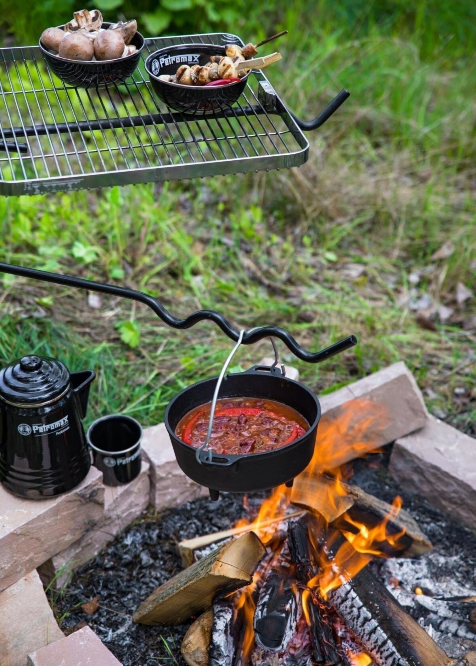 Petromax Dutch Oven FT4.5-4.5QT - Feuertopf mit Füßen