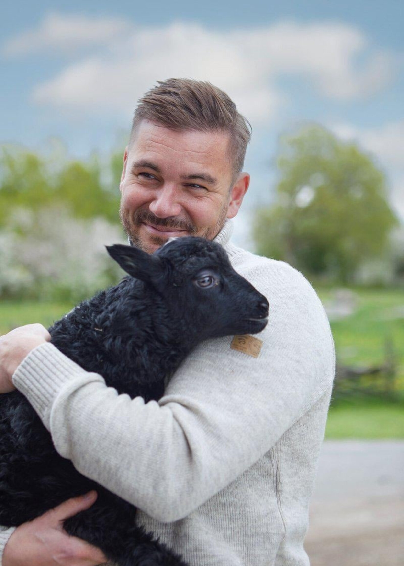 Ivanhoe NLS Ulme - Muskatnuss