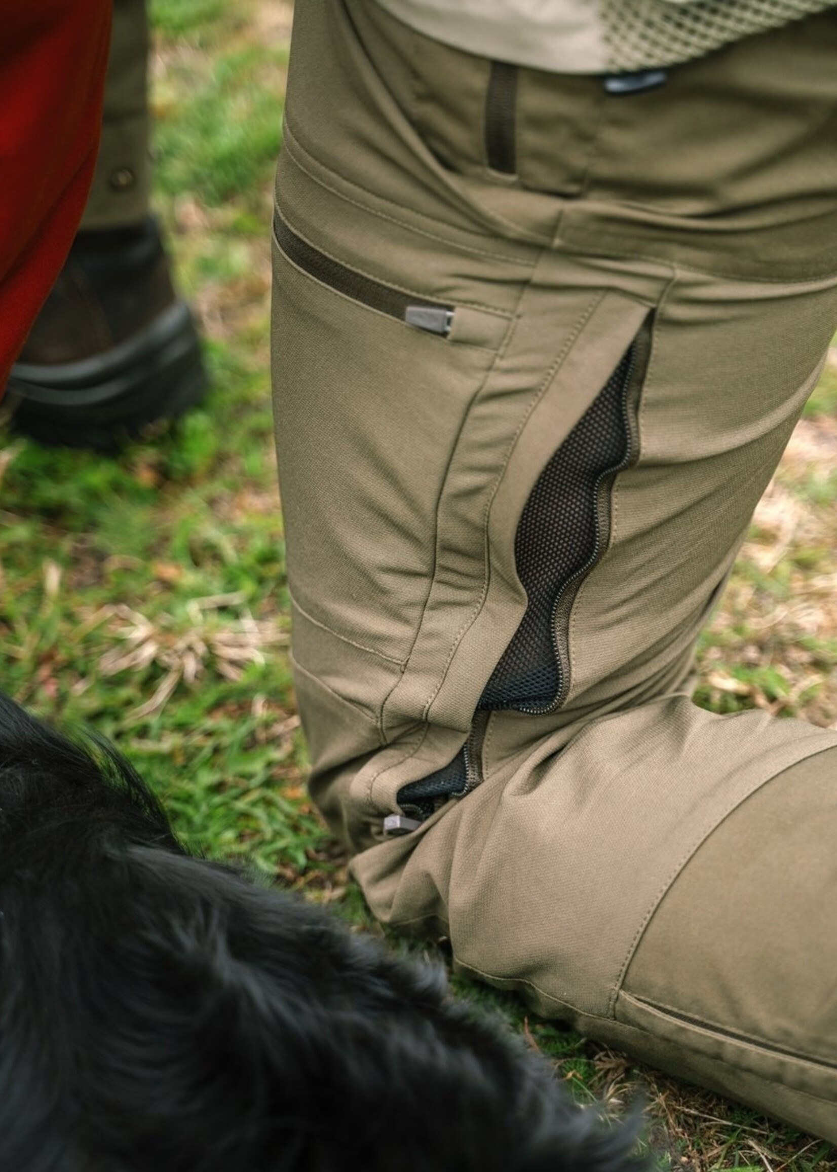 Pinewood Finnveden Hybrid-Hose - H. Olive (5304)