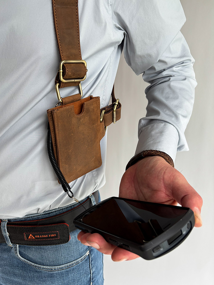 Cahore Horeca Holster voor Telefoon en Terminal | Bruin | Kelner- en serveerholster