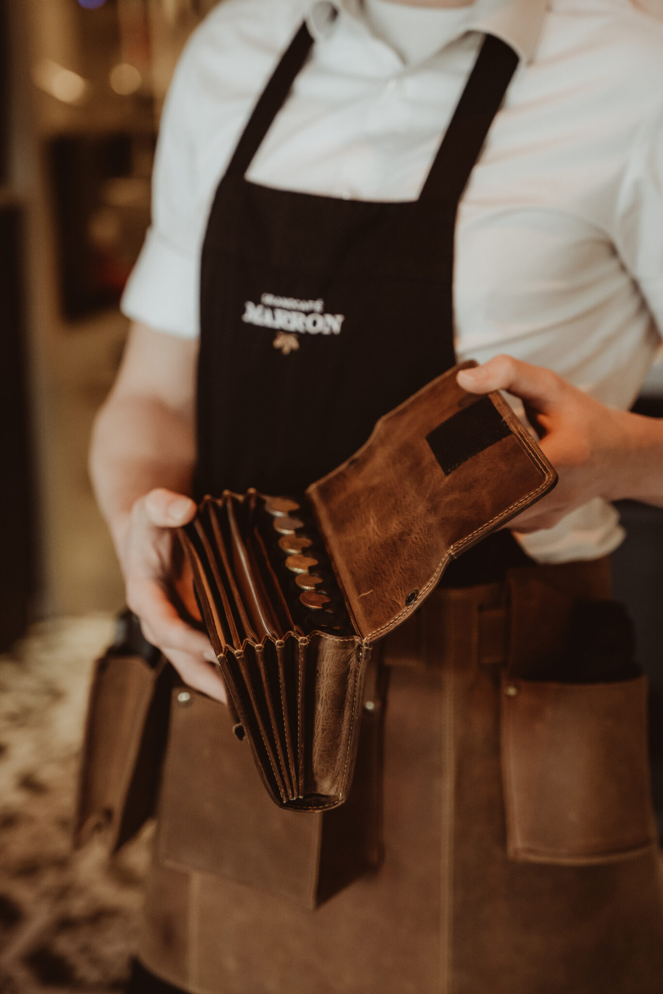 Cahore Lederen Horeca Portemonnee met Munthouder | Bruin | Eurokitkelnerbeurs | 6 munts