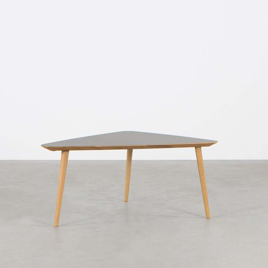 Sav & Økse Tomrer Coffee Table Triangle Oak