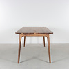 Sav & Økse Fjerre Table