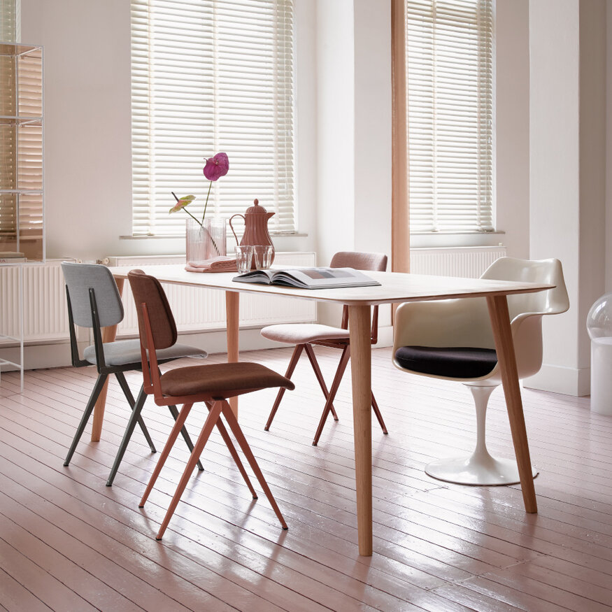 Sav & Økse Straight Table Olger