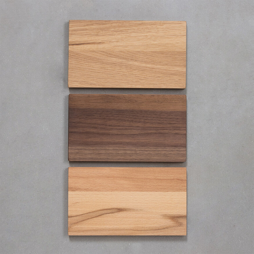 Wood sample Walnut | Matt lacquered