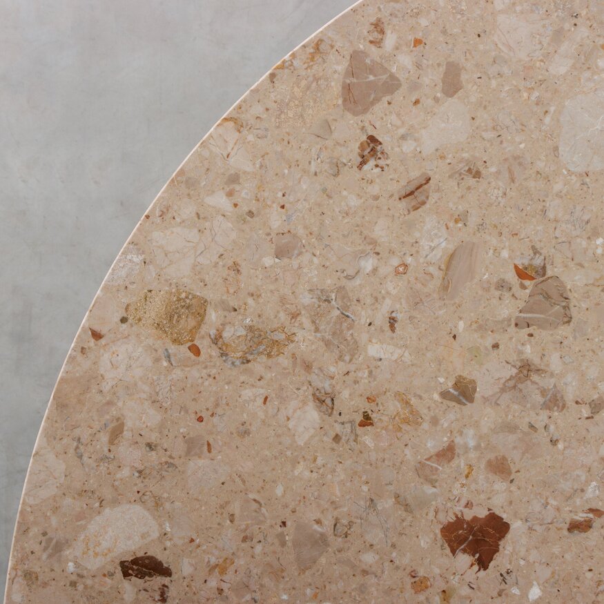 De Machinekamer Loannis Table with Round Composite Top