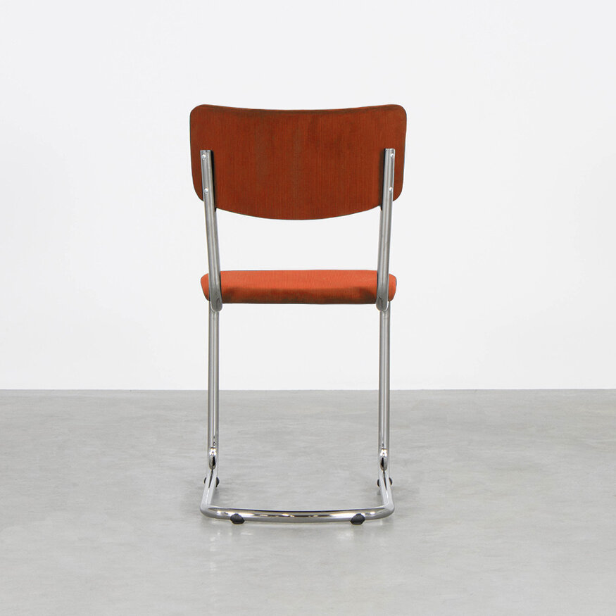 Buisframe design eetkamerstoel Elsene Tubax Buisframe design eetkamerstoel Elsene