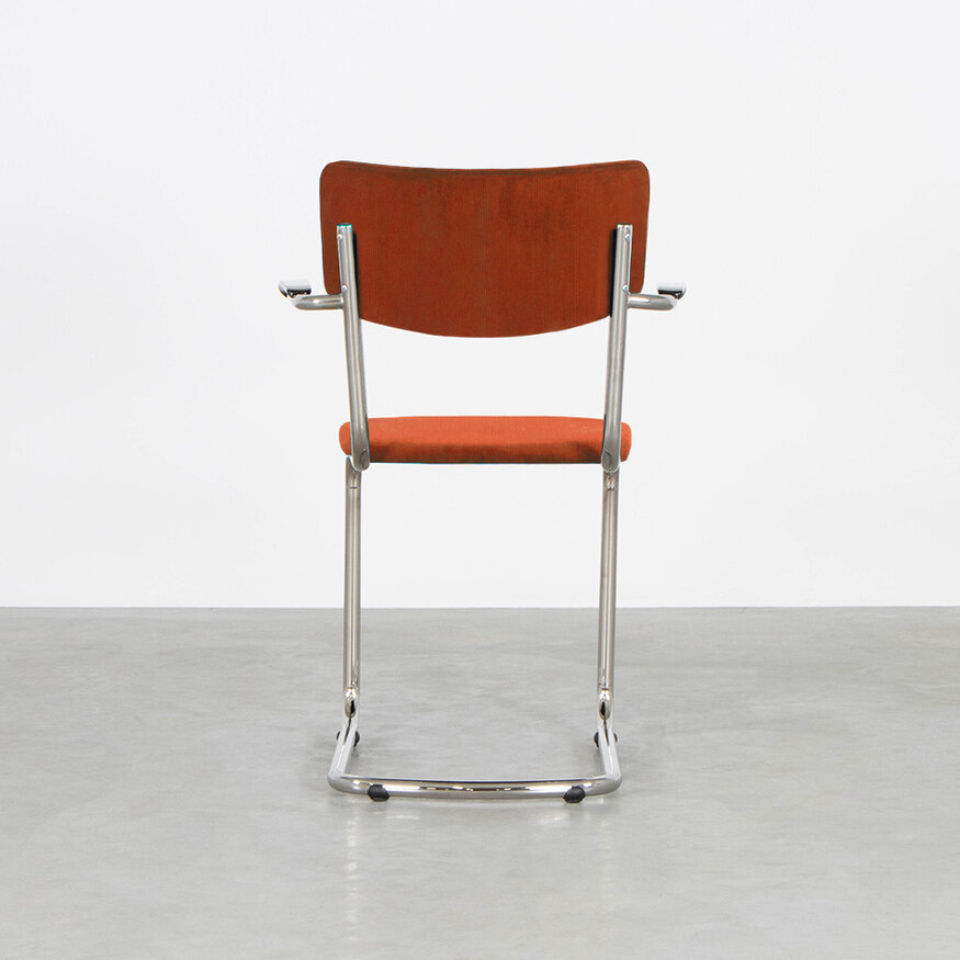 Tubax Buisframe stoel design Elsene met armleuningen