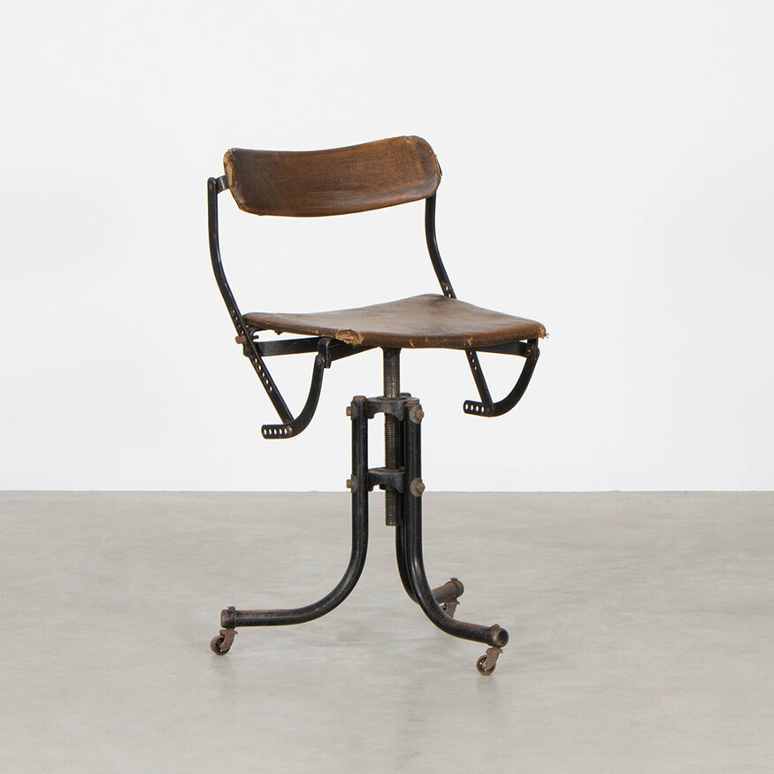 Ahrend De Cirkel Ergonomische “Doe Meer Stoel” van Tan Sad, Engeland voor Ahrend, 1920s