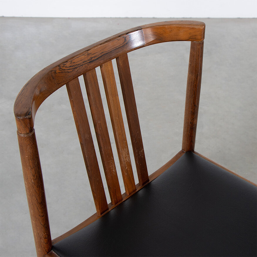 Set of 4 Illum Wikkelso Bar Chairs