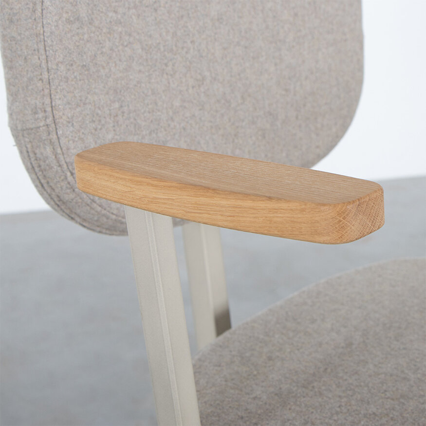 Dykmeyer MK Dining Chair  With Armrests