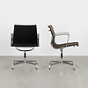 Eames EA108 stoel zwart (verkleurd) hopsak Vitra Vitra Eames EA108 stoel zwart (verkleurd) hopsak Vitra