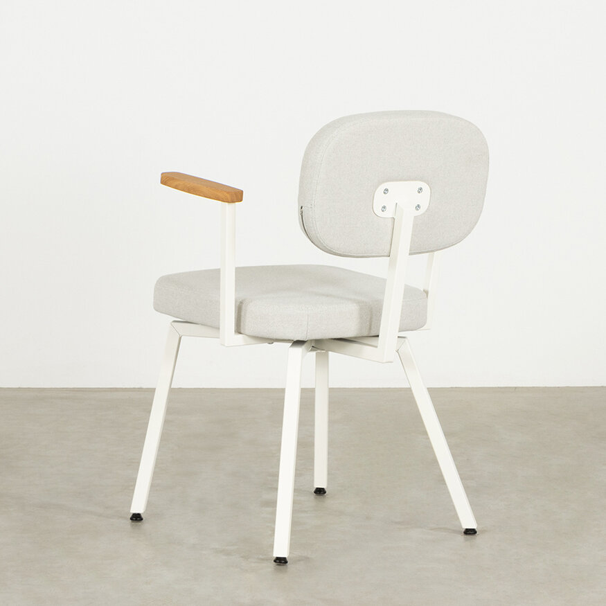Dykmeyer MK design chair With Oak Armrests