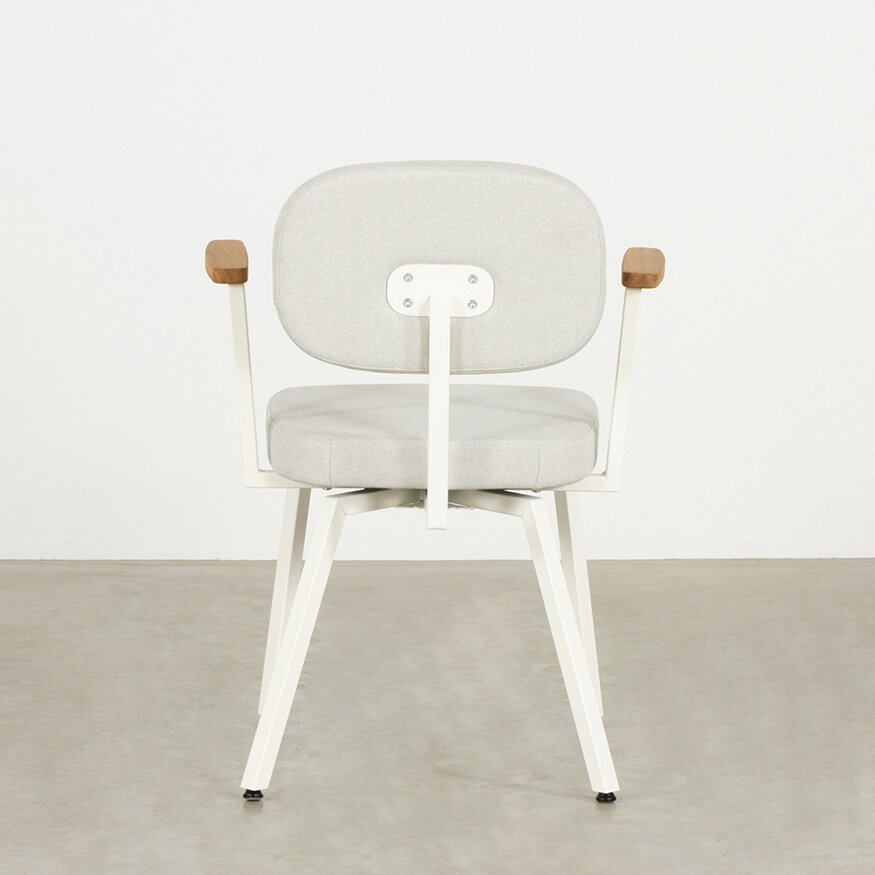MK design stoel Met Eiken Armleggers Dykmeyer MK design stoel Met Eiken Armleggers