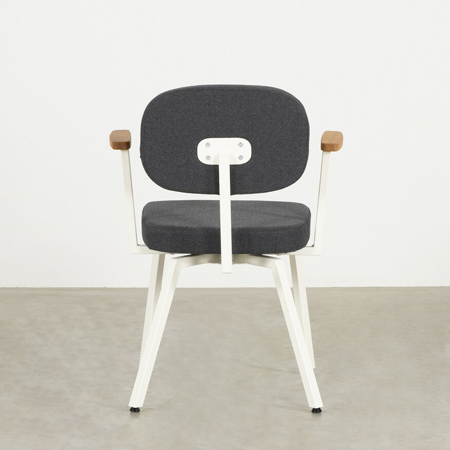 Dykmeyer MK design stoel Met Eiken Armleggers