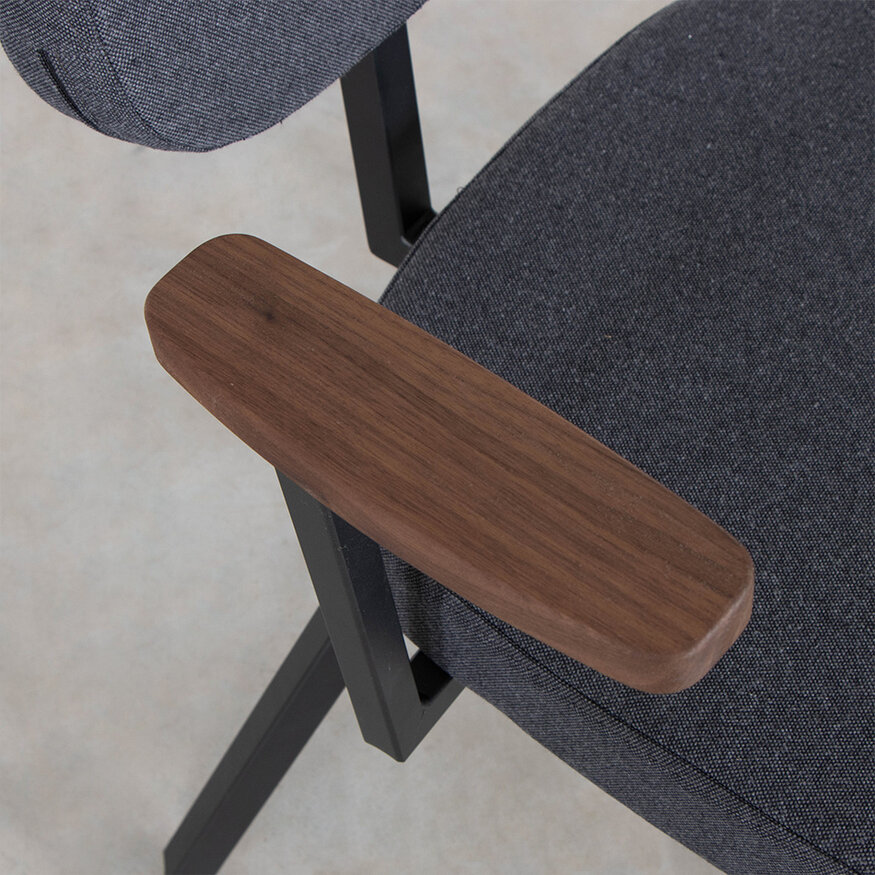 Dykmeyer MK chair With Walnut Armrests