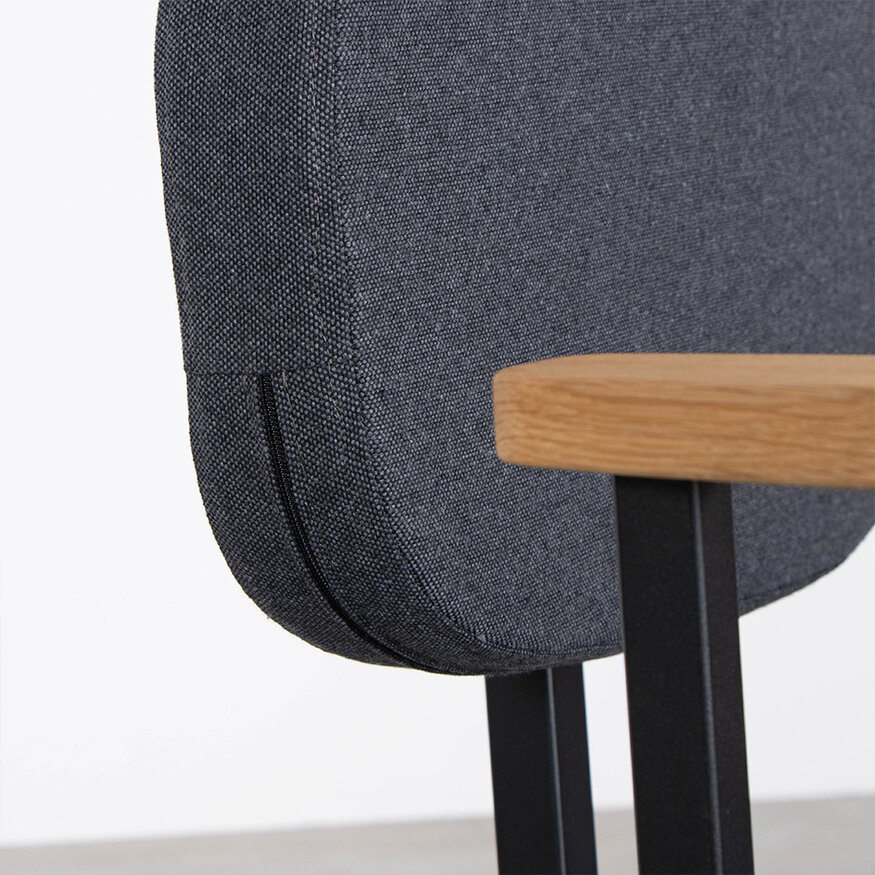 MK chair With Oak Armrests Dykmeyer MK chair With Oak Armrests