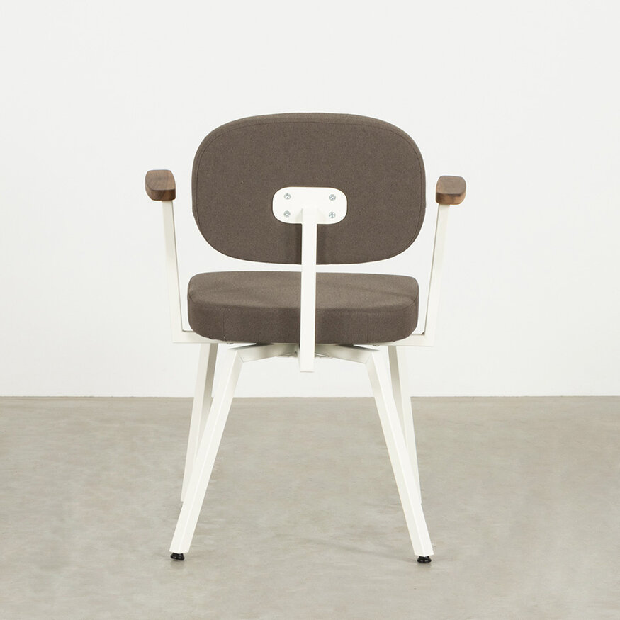 Dykmeyer MK design chair With Walnut Armrests