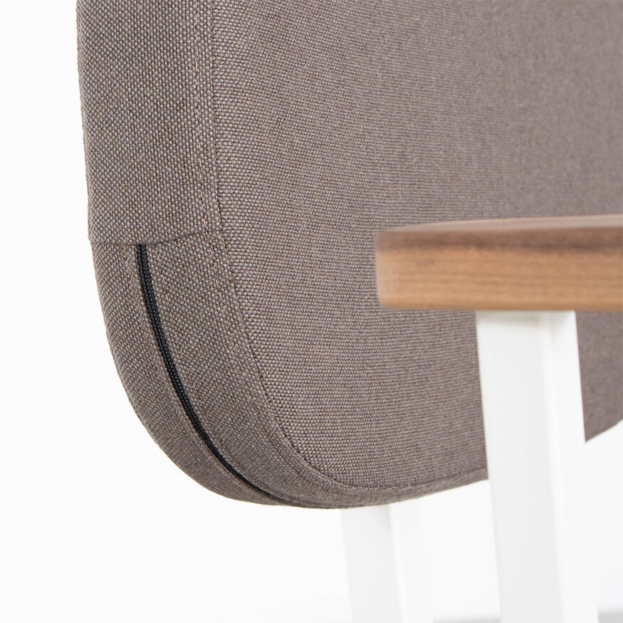 Dykmeyer MK design chair With Walnut Armrests