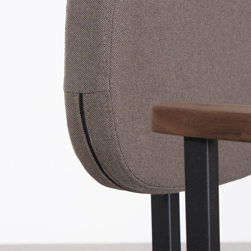 Dykmeyer MK design chair With Walnut Armrests