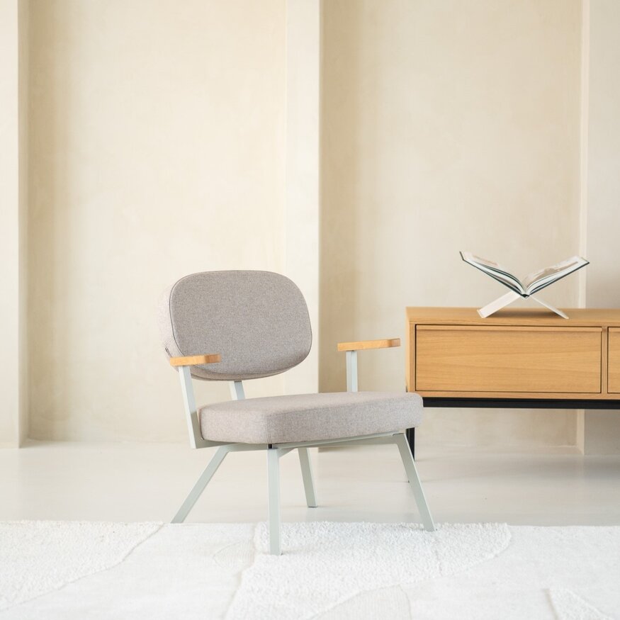 Dykmeyer MK Fauteuil Met Eiken Armleuningen