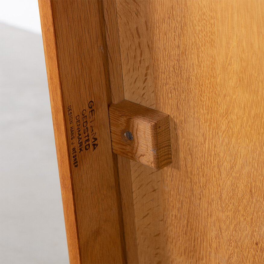 Getama Hans J Wegner Getama coffee table square oak