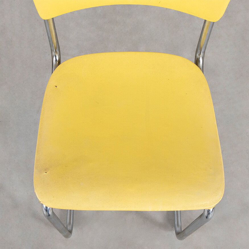 Gispen Set of 5 Gispen 108 yellow leatherette chairs, original from the 1930s