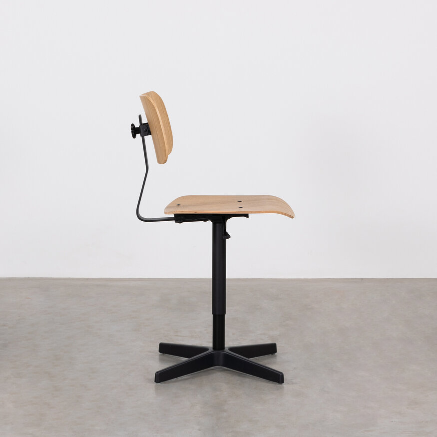 Dykmeyer Industrial Work Chair Elon