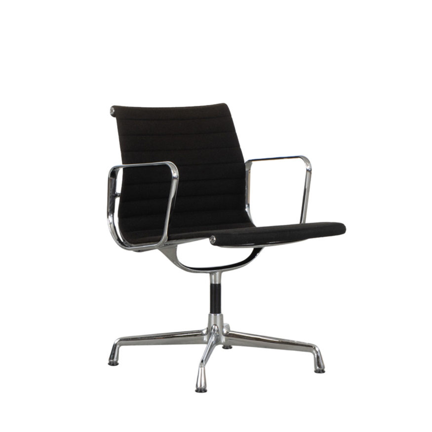 Eames EA108 stoel zwart (verkleurd) hopsak Vitra Vitra Eames EA108 stoel zwart (verkleurd) hopsak Vitra