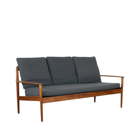 Grete Jalk PJ56 3-zits bank Deens P. Jeppesen