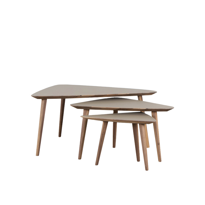 Sav & Økse Tomrer Coffee Table Triangle Walnut
